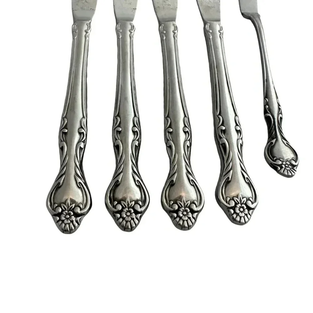 Oneida Northland Stainless Steel Vintage Pattern Five Knives Butter Flatware